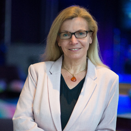 Claudia Widera
