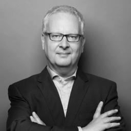 Dirk Strauß