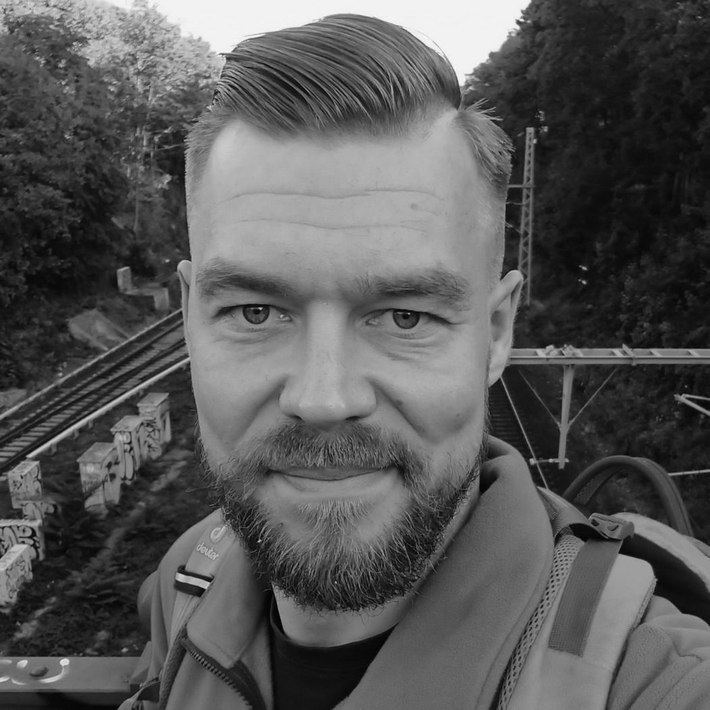 Robert Bertz Fensterputzer Firma Höfer XING