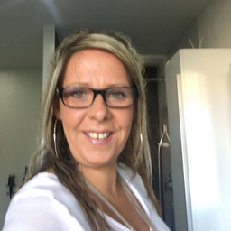 Silvia Schank