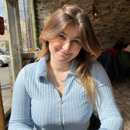 Sinem Akdas