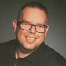 Dennis Schwarz