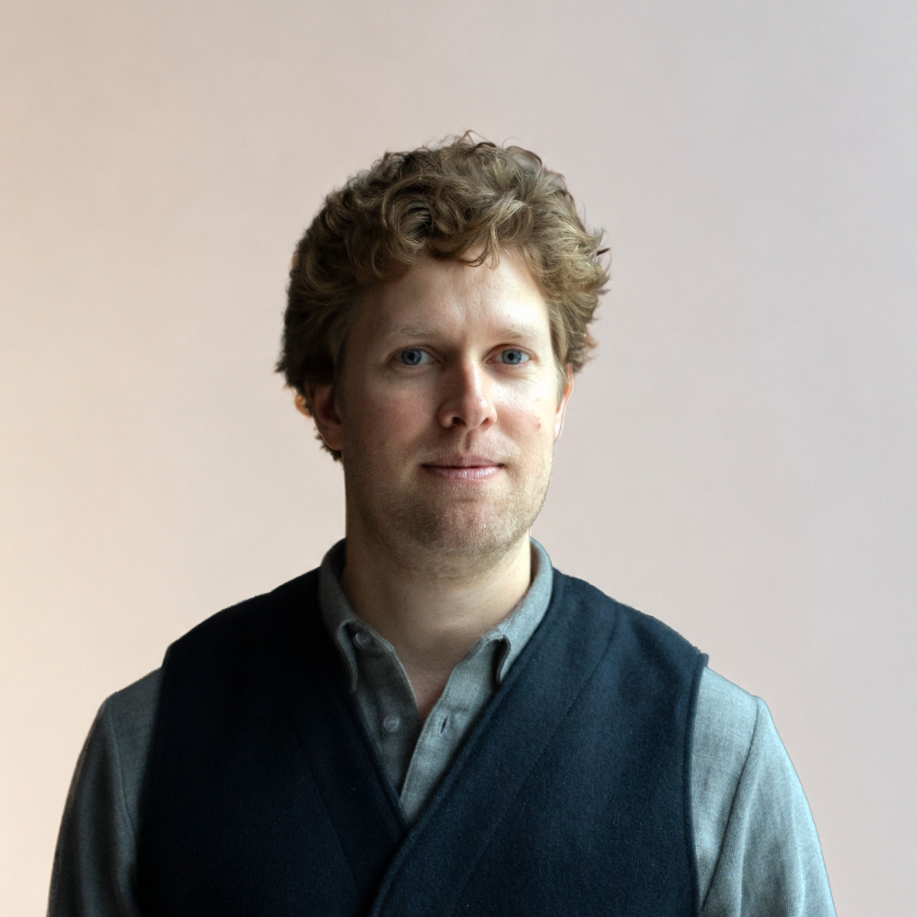Simon Brakelmann - M.A. Innenarchitektur - Akademie der Bildenden ...