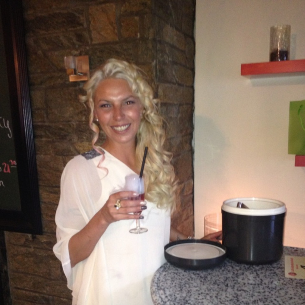 Jasmin Sauerwein Geschäftsführerin M22 XING