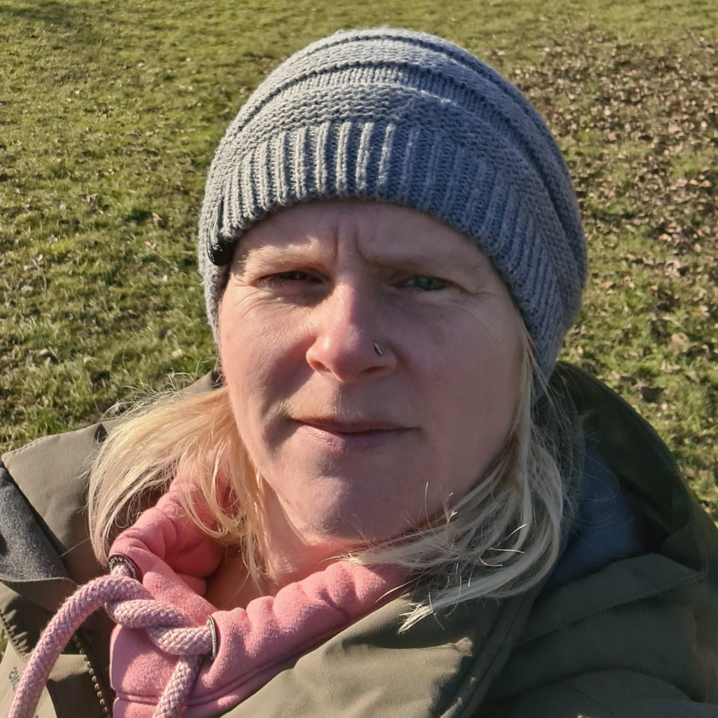 Susan Enke Kassenaufsicht SportScheck Stuttgart XING