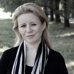 Tara McCartney