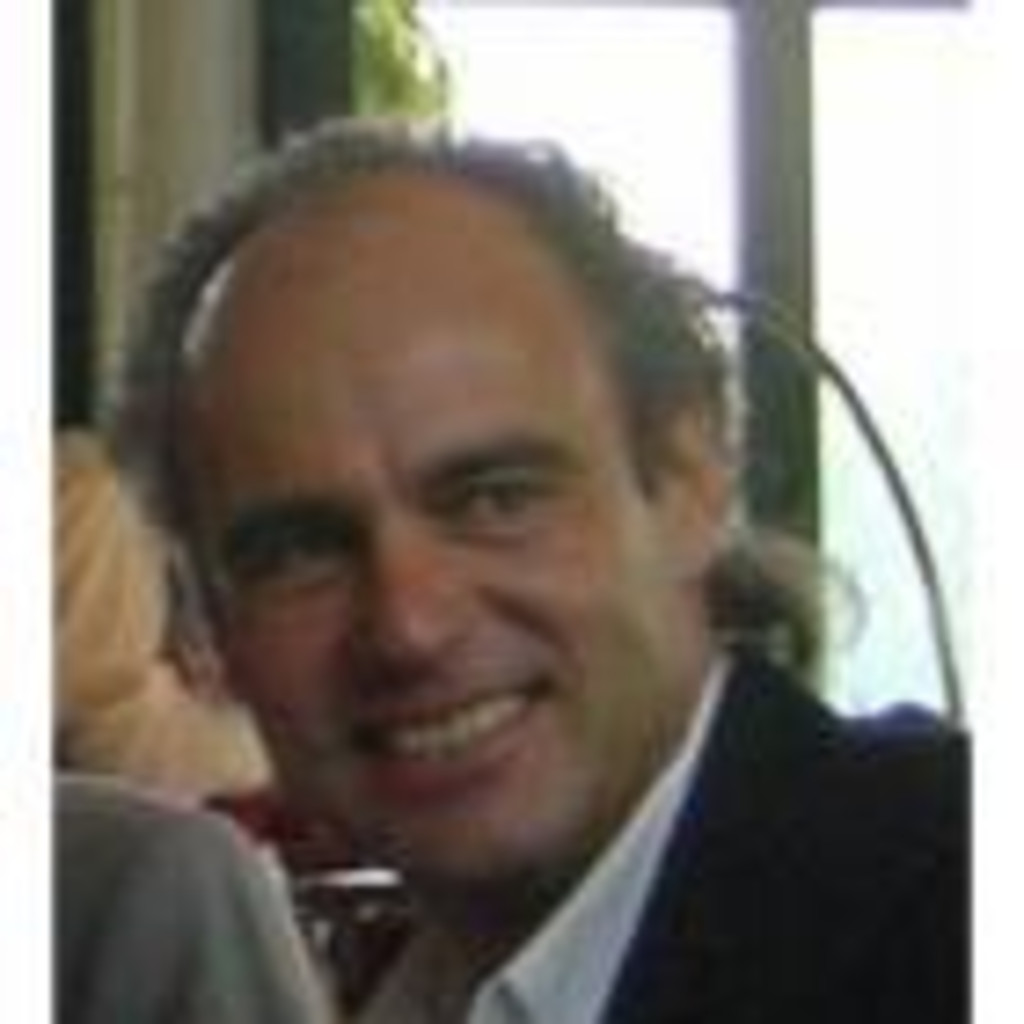 Manfred Walloschke Partner CompactMedia S.L. XING