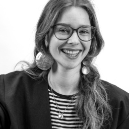 Lola Behrens
