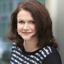 Astrid Theis