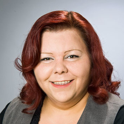 Claudia Schroll