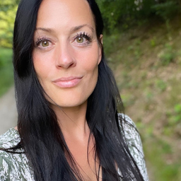 Janina Hüttenmeister 