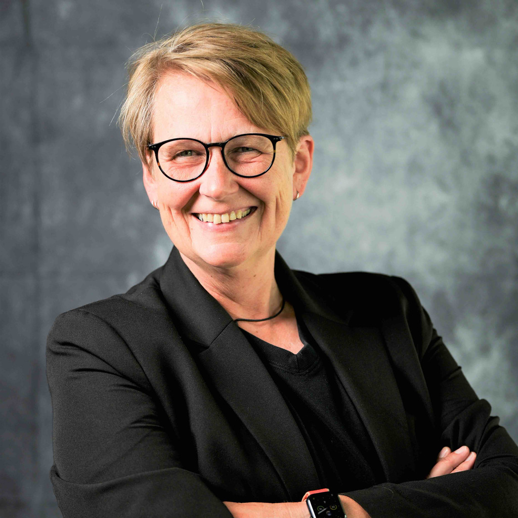 Dipl.Ing. Michaela Gawenda Abteilungsleiterin Investitionen