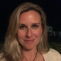 Juliane Hayenga