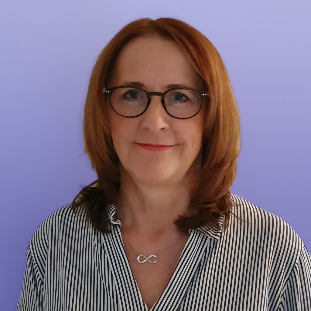 Linda Weyer Vertriebsinnendienst Papierverarbeitung Hanns Julius