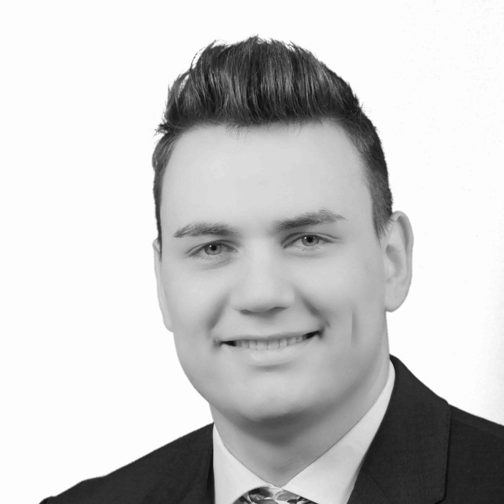 Louis Dück Finanzberater R+V Versicherung XING