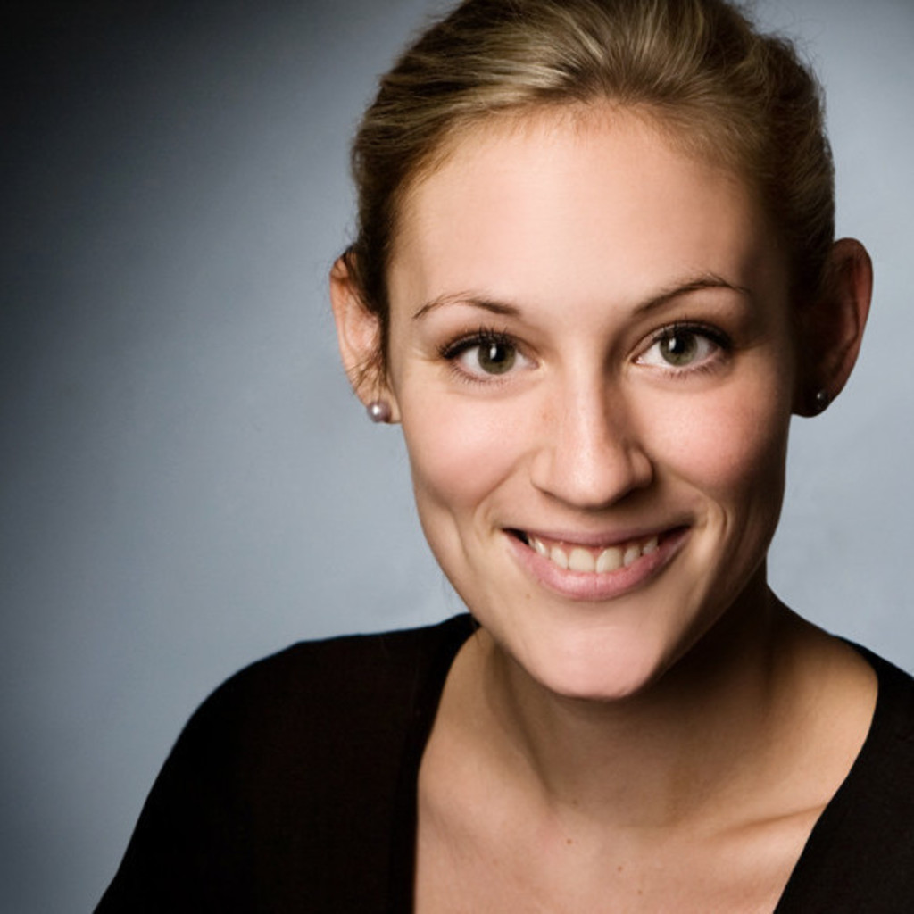 Maria Fuchs Specialist Application Management, IT Authorisations