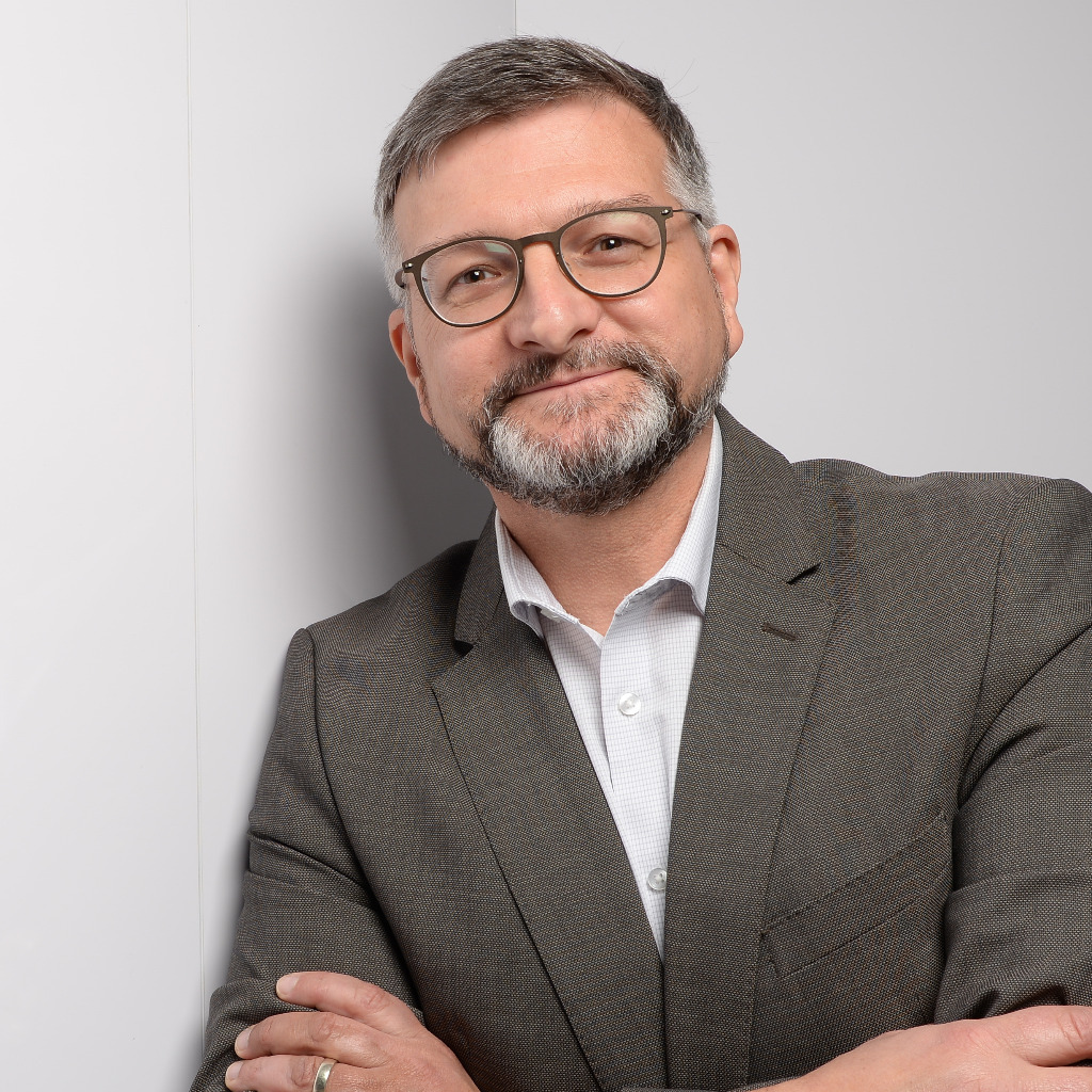 Frank Ostermann Projects Director Germany Yondr Group XING