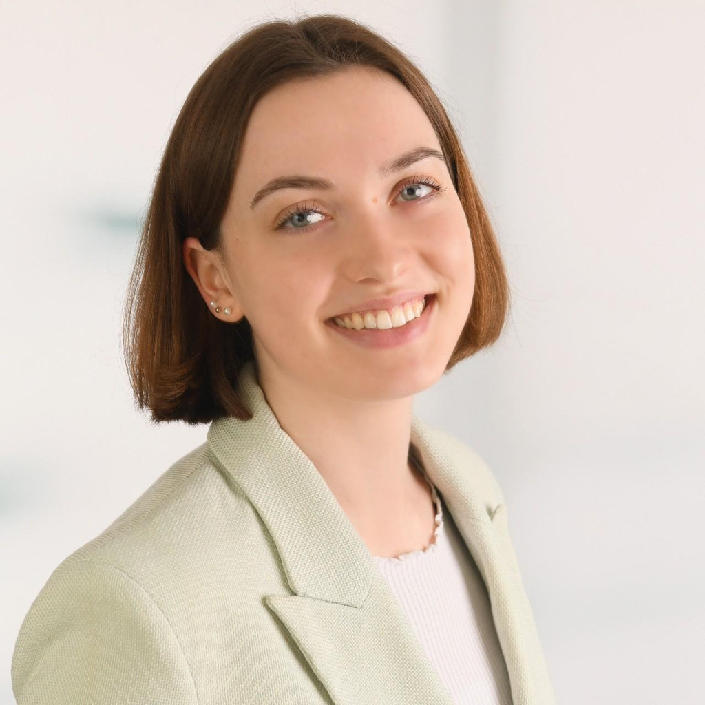 Alicia Oster HR Recruiter msg XING