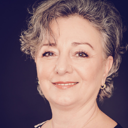 Ksenija Novak-Ayoub