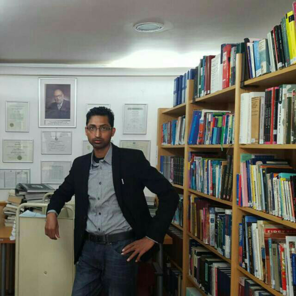 Khuram Shahzad Managing Director / Sales Manager S & H Foods GmbH