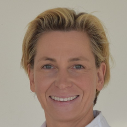 Dr. Ariane Zinke MA