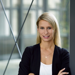 Dr. Nicole Nikiforow