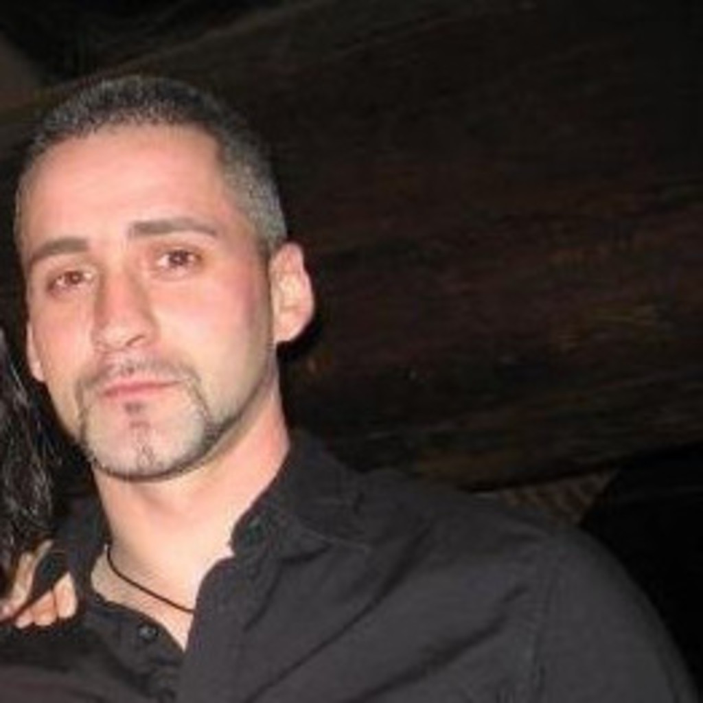 Dr. Oscar Lopez Verantwortlich Bereich MyBMW, Series 2Projekt. BMW