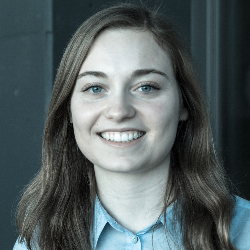 Larissa Bläser Sachbearbeiterin Bundesamt für Sicherheit in der