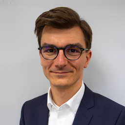 Dr. Dominic Loske