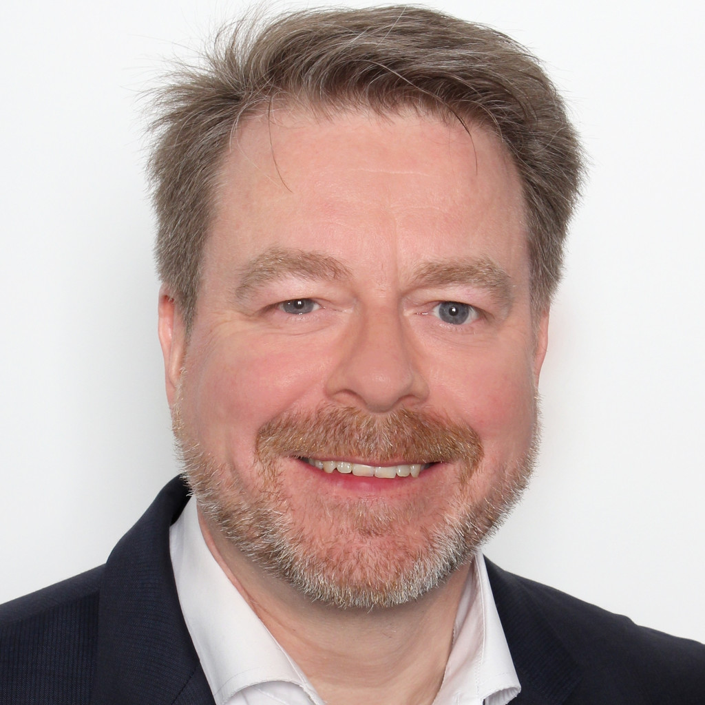 Chris Woodward Senior Team Leader Hays XING