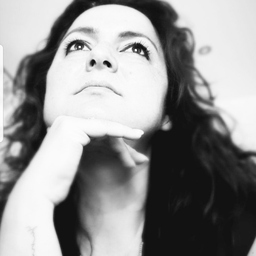 Betül Özener