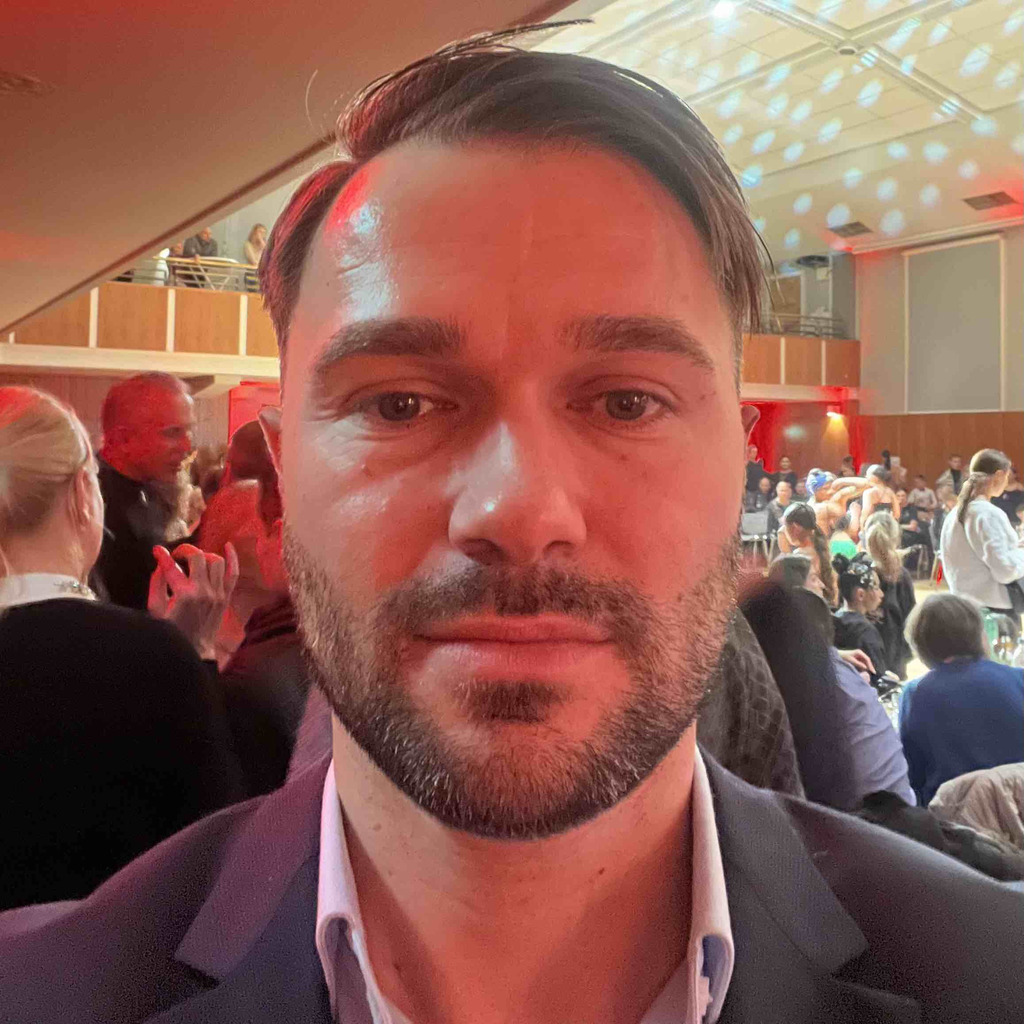 Alexander C. Huwe Geschäftsführer HUWE Real Estate GbR XING