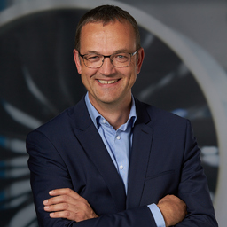 Dr. Stefan Busam
