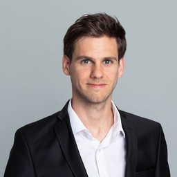 Dr. Lukas Schenke