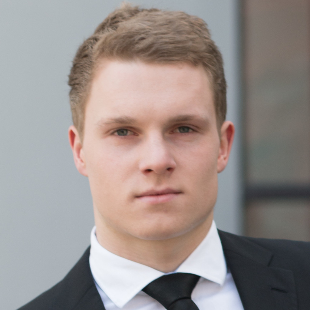 Richard Nowack Praktikant Internationale Strategie FC Bayern