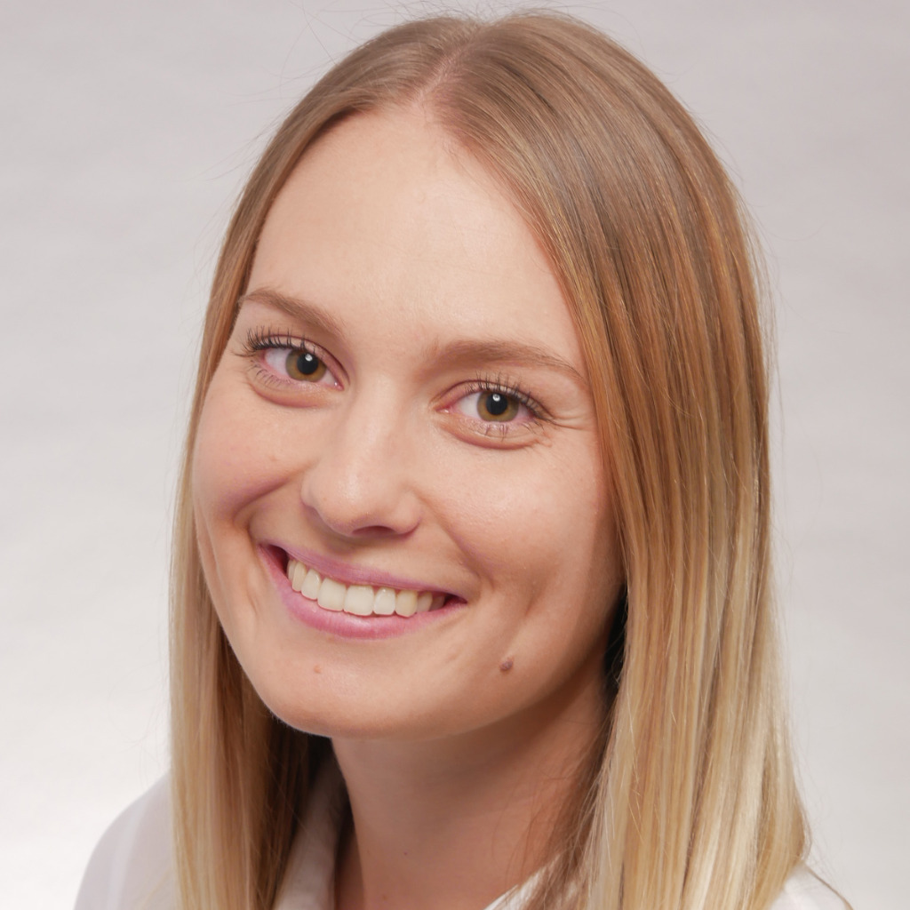 Jessica Lenzer Projektleitung badenova XING