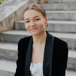 Alexandra  Vakhnina