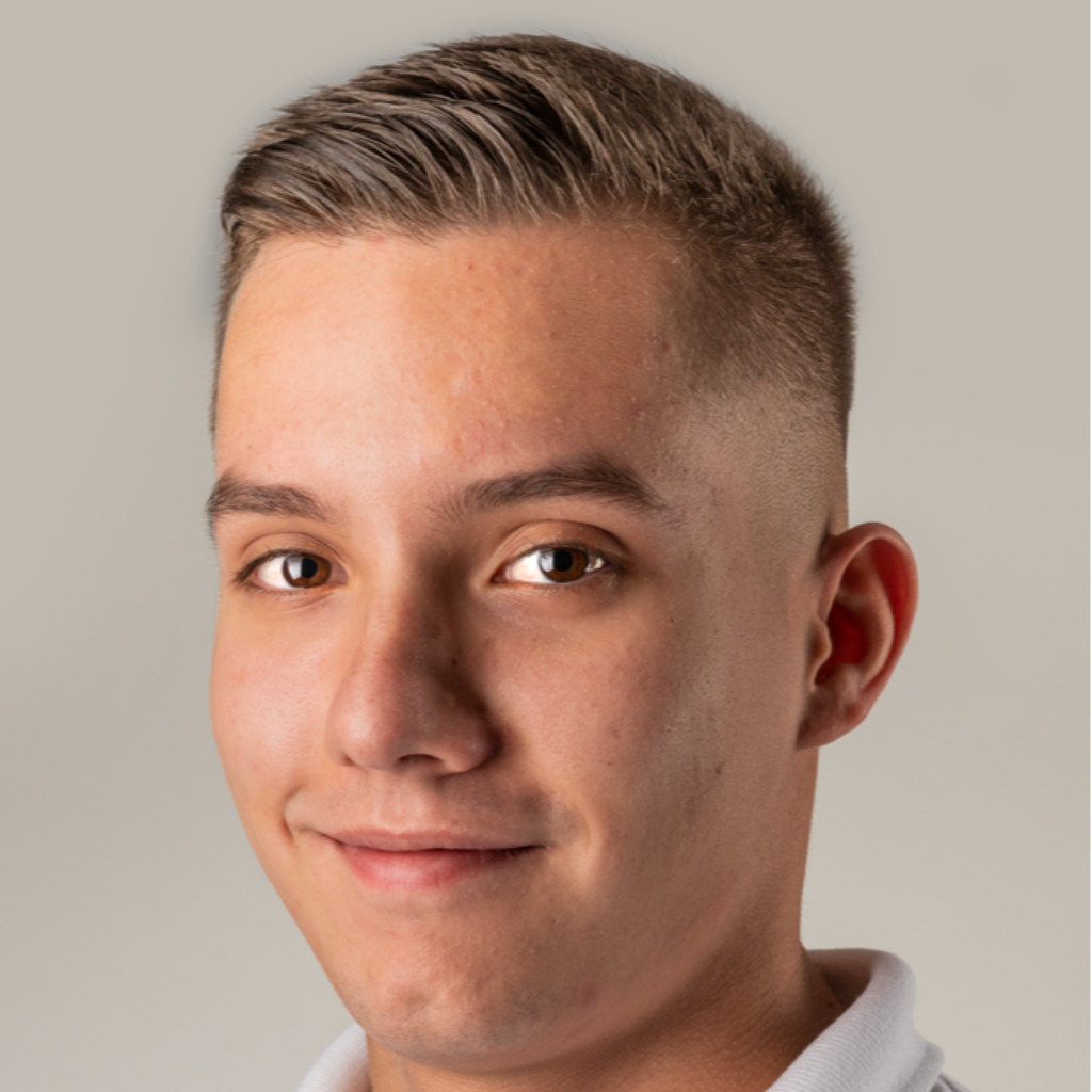 Calvin Bastian Einkäufer & Produktmanager Caseking GmbH XING