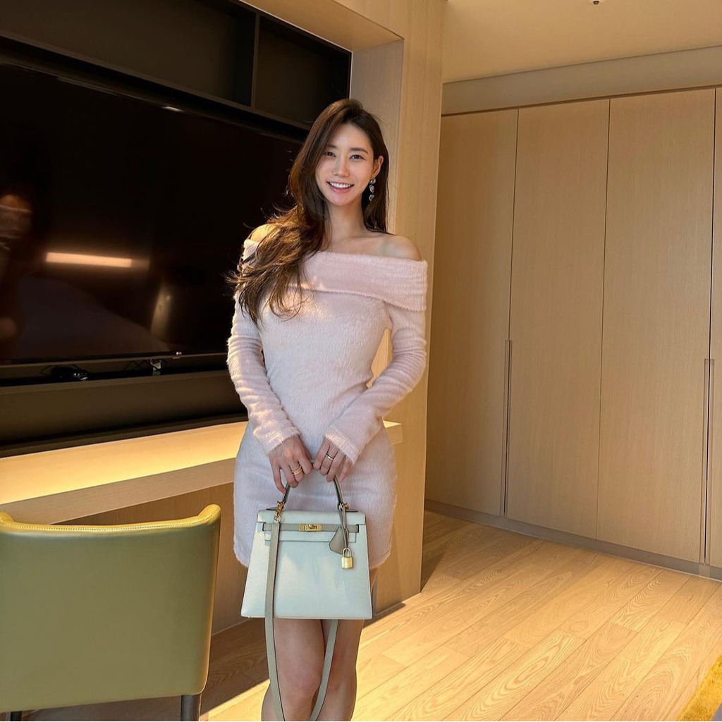 ruoyan yin - CEO - Self-employment | XING
