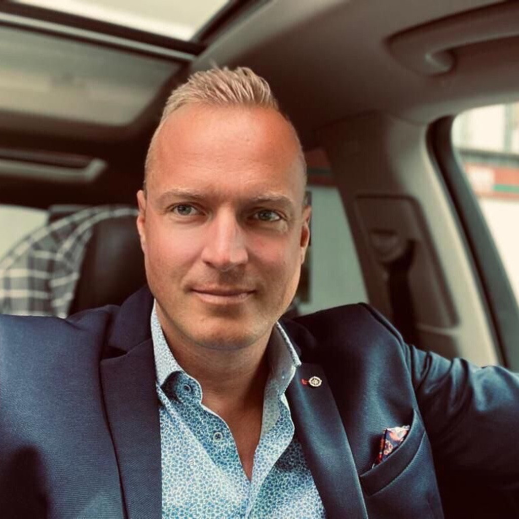 Christian Lippert Regionalgeschäftsstellenleiter für Deutsche