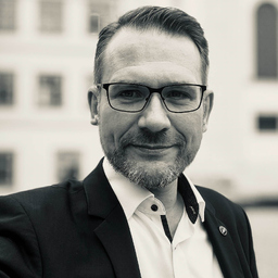 Eike M. Voss