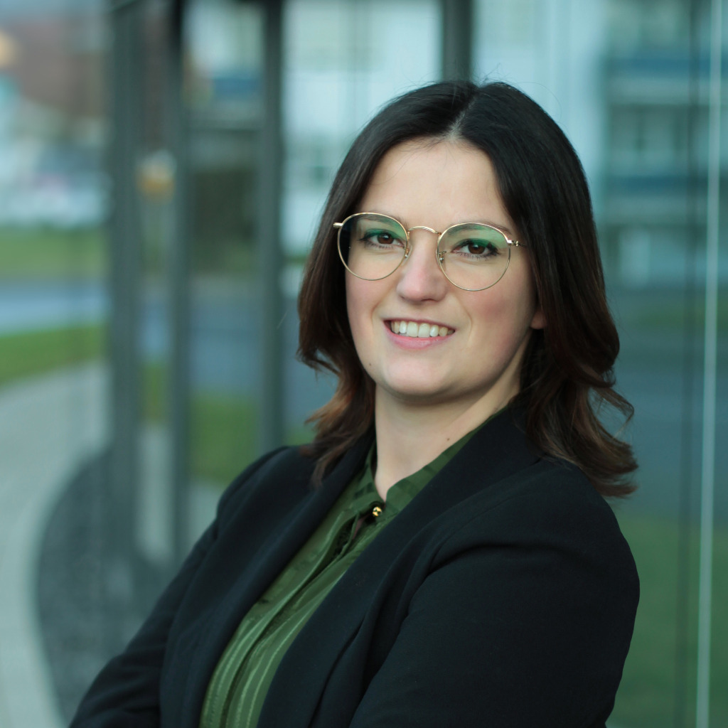 Social Media Profilbild Julia Kircher Stuttgart
