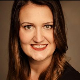 Nadine Schwarze