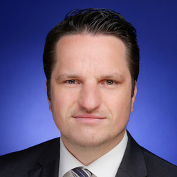 Dr. Lorenz-Maximilian Schneider CFA