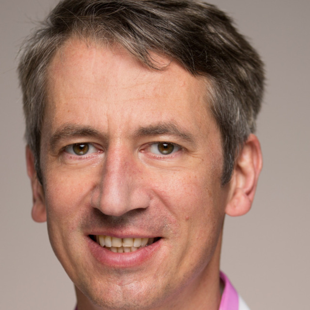 roman-halstenberg-senior-it-operations-manager-editorial-systems