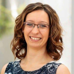 Nadine Helle