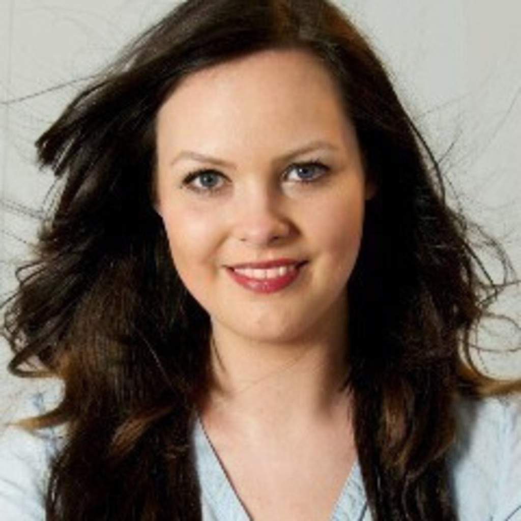 Kim Zöller Kosmetikerin Flying Cosmetics by Kim XING