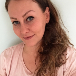 Anika Hinze