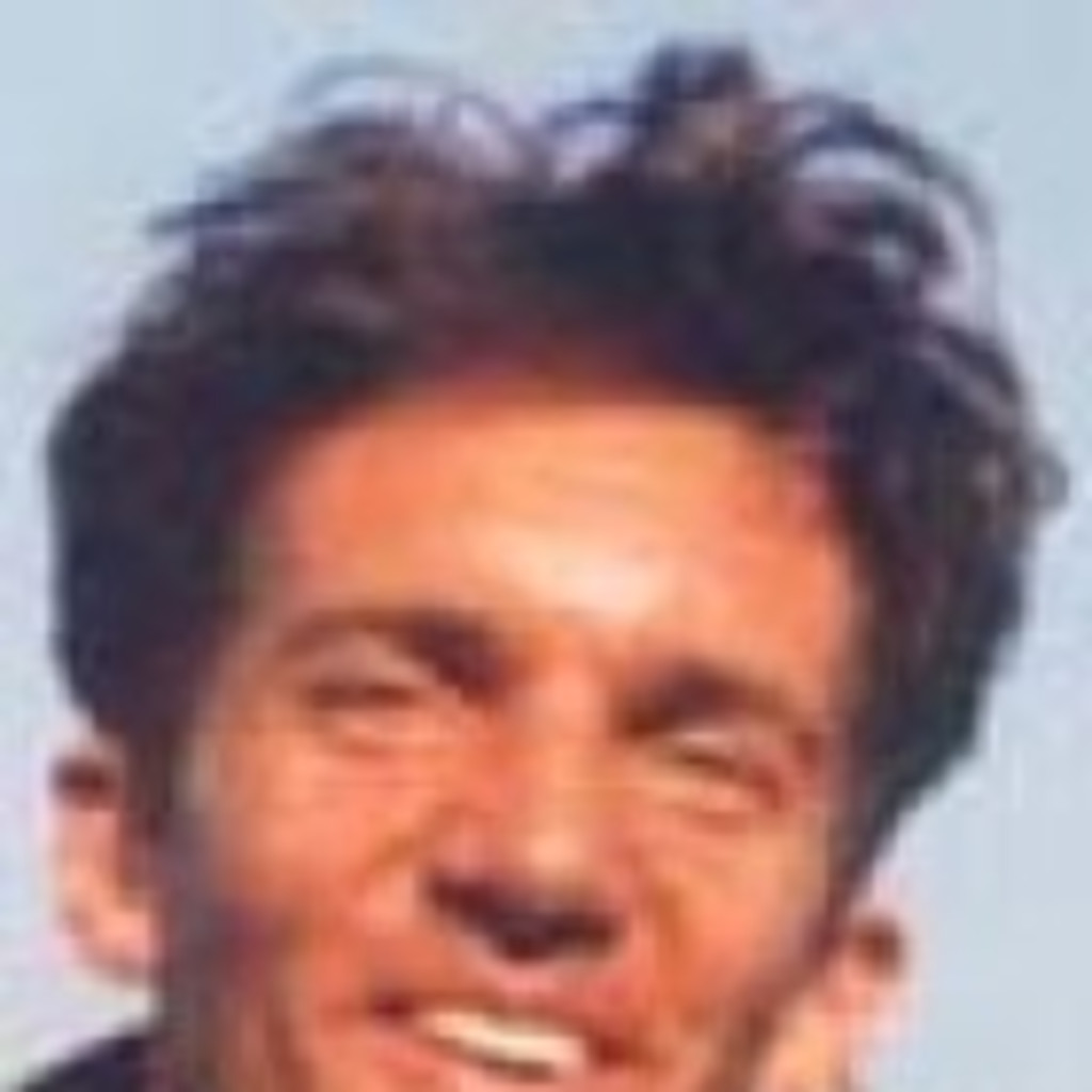 Ruiz aus Hamburg in der Personensuche von Das Telefonbuch