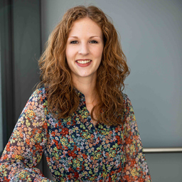 Julia Reinhardt